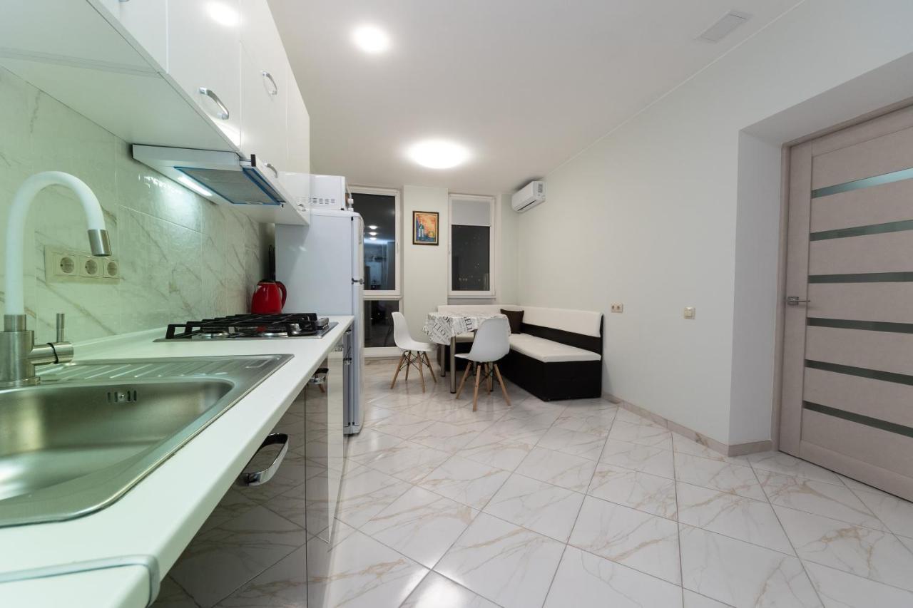 Apartments Riviera,20 Минут От Центра Kiev Exterior foto
